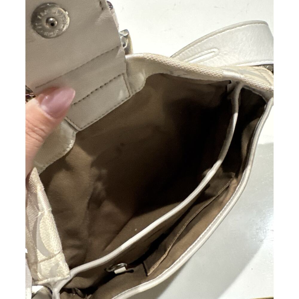 Coach Shoulder Bag White Soho Pre Owned Condition - Picture 7 of 10